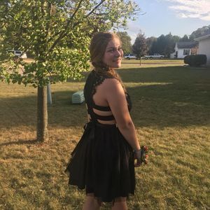 Meet your Posher, Hannah